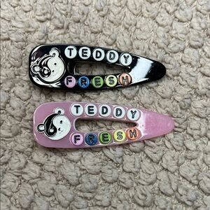 Teddy Fresh Black and Pink Hair Clips